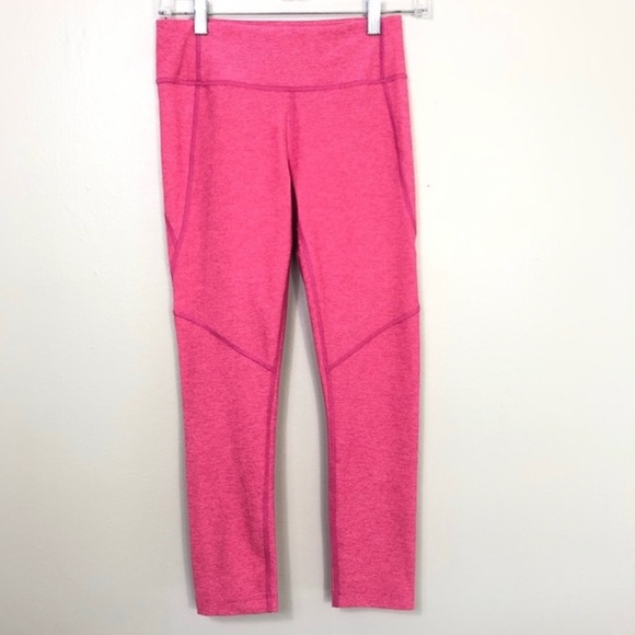 Outdoor Voices 3/4 Warm Up Leggings in Pink - Picture 4 of 4